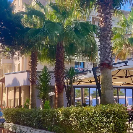 Seaside Apartment Golem (Tirana)